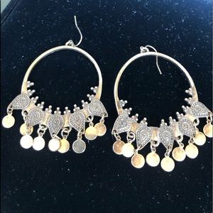 Beautiful gold tone hanging earrings
